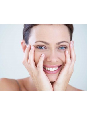 https://www.louis-herboristerie.com/10506-home_default/organic-smooth-skin-herbal-tea-100-grams.jpg