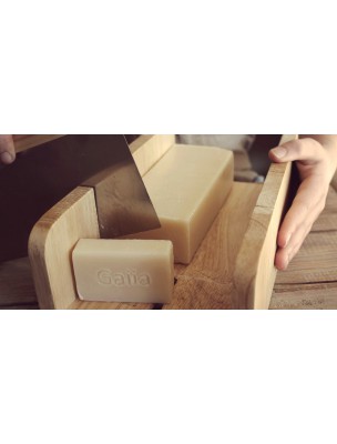 https://www.louis-herboristerie.com/12065-home_default/soap-box-in-stainless-steel-in-its-linen-pouch-gaiia.jpg