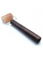 Image de Rouleau de Massage Sel Rose Himalaya - Soin de la Peau depuis Accessoires de massage pour une détente absolue