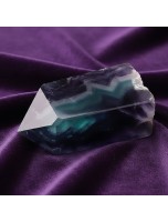 Image de Pointe Semi Polie - Fluorine - 100 à 200g depuis Achetez vos Pierres brutes naturelles – Minéraux authentiques pour lithothérapie