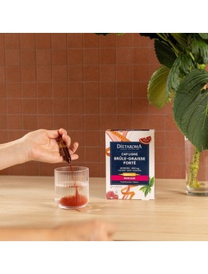 https://www.louis-herboristerie.com/82212-home_default/cap-ligne-brule-graisse-forte-minceur-20-ampoules-dietaroma.jpg Image 82212 supplémentaire pour Cap Ligne Brûle-graisse Forté - Minceur 20 ampoules - Dietaroma