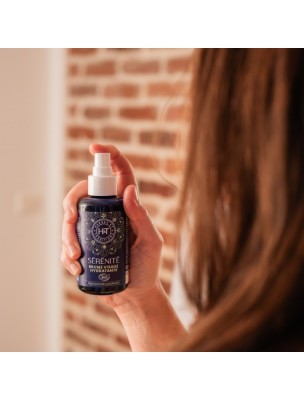 https://www.louis-herboristerie.com/82245-home_default/brume-visage-hydratante-bio-rituel-serenite-vata-100-ml-herbes-et-traditions.jpg Image 82245 supplémentaire pour Brume Visage Hydratante Bio - Rituel Sérénité (Vata) 100 ml - Herbes et Traditions