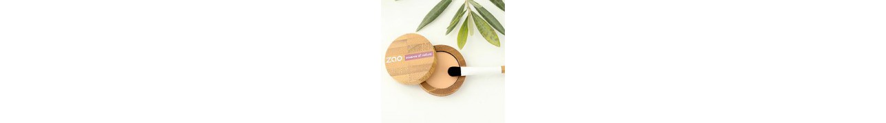 ▷ Ombres à paupières et fixateurs